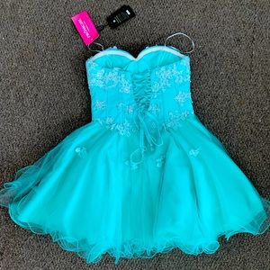 Aqua/Teal Semi-Formal Junior Prom Dress